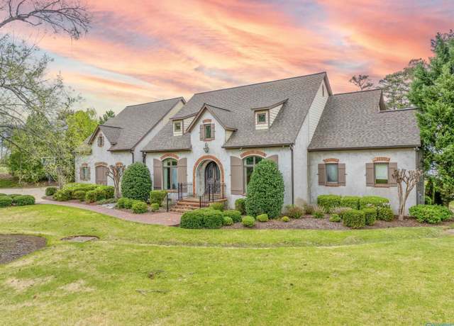 Property at 2001 Signal Point Ln, Guntersville, AL 35976, 4 beds, 3.5 baths