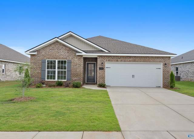 Property at 233 Jerrie Lynn Blvd, Meridianville, AL 35759, 3 beds, 2 baths