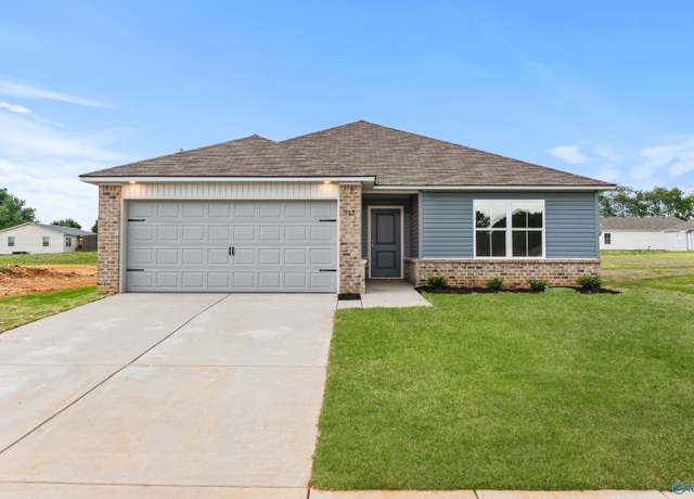 Property at 105 Olde Savannah Way, New Market, AL 35761, 3 beds, 2 baths