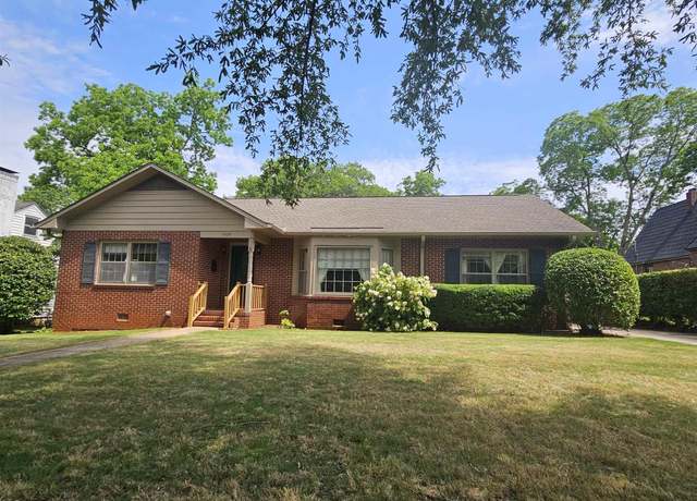 Property at 1020 Jackson St SE, Decatur, AL 35601, 2 beds, 2 baths