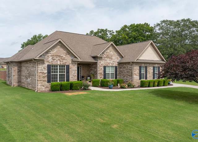 Property at 104 Nicholas View Ln, Hazel Green, AL 35750, 4 beds, 2.5 baths