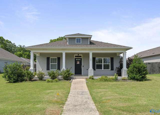 Property at 105 Arnett St, Madison, AL 35758, 3 beds, 2 baths