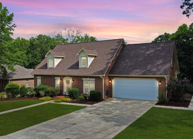 Property at 1204 Loggers Way SW, Decatur, AL 35603, 4 beds, 2.5 baths
