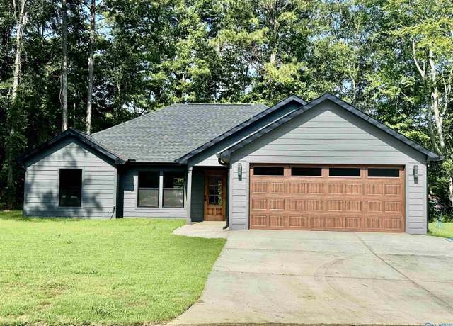 Property at 170 Josiah Cir, Centre, AL 35960, 3 beds, 2 baths