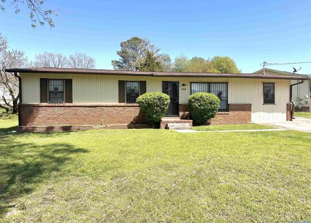 Property at 641 Dawson Ter NW, Huntsville, AL 35811, 3 beds, 2 baths