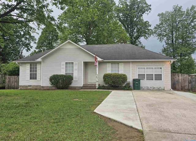 Property at 285 County Road 1600, Cullman, AL 35058, 4 beds, 3 baths