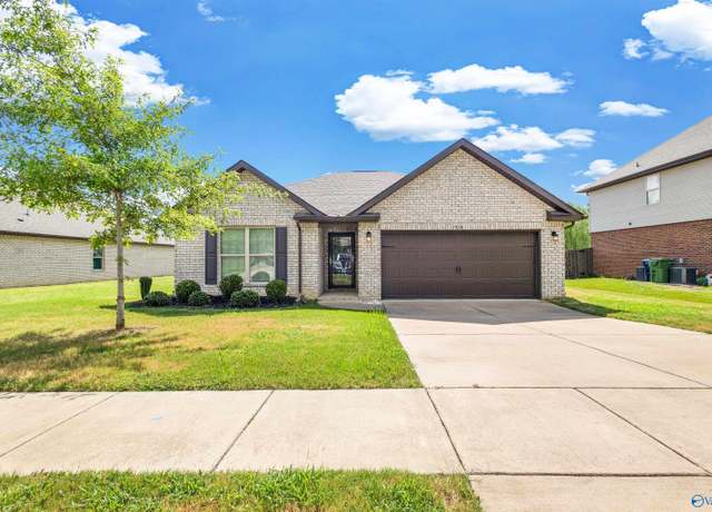 Property at 7418 Chaco St, Owens Cross Roads, AL 35763, 3 beds, 2 baths