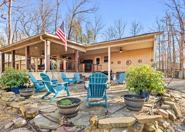 Property at 325 Holland Rd, Horton, AL 35980, 3 beds, 2 baths