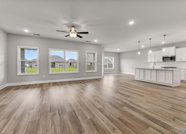 Property at 105 Lucy Lynn Blvd, Meridianville, AL 35759, 3 beds, 2.5 baths
