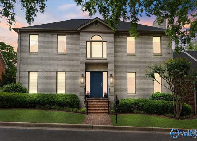 Property at 42 Saint Charles Sq, Huntsville, AL 35801, 3 beds, 2.5 baths