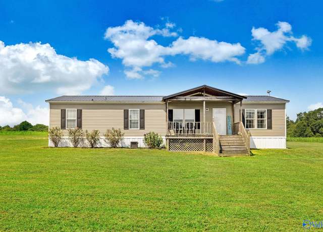 Property at 823 Mcclarty Rd, Horton, AL 35980, 3 beds, 2 baths