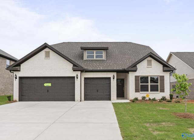 Property at 185 Saddle St, New Market, AL 35761, 3 beds, 2.5 baths