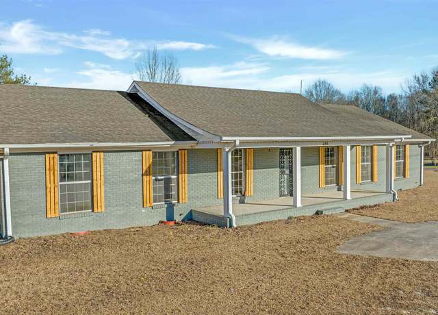 Property at 486 Rabbit Run Rd, Rainsville, AL 35986, 3 beds, 2 baths