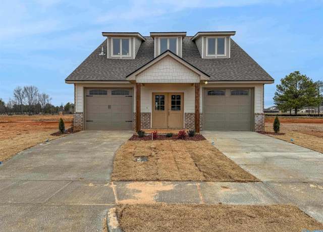 Property at 22122 Mulligan Pkwy, Athens, AL 35613, 3 beds, 2.5 baths