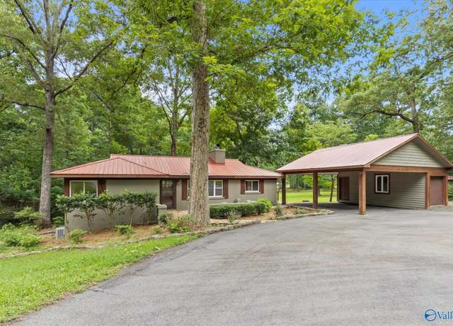 Property at 584 Milky Way Rd, Guntersville, AL 35976, 3 beds, 2 baths