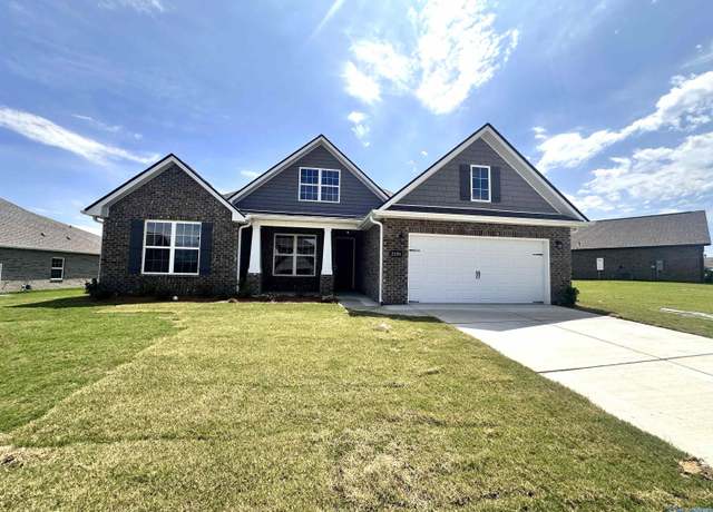 Property at 2136 Misty Dr NE, Cullman, AL 35058, 3 beds, 2.5 baths
