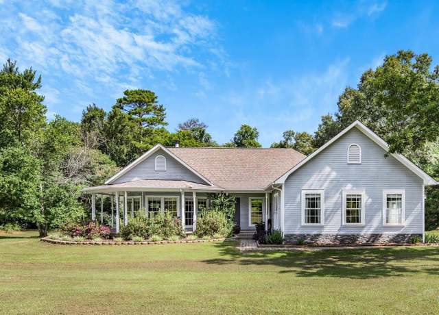 Property at 236 NE Morris Rd, Laceys Spring, AL 35754, 3 beds, 2 baths