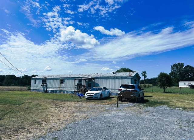 Property at 865 Quarry Rd, Union Grove, AL 35175