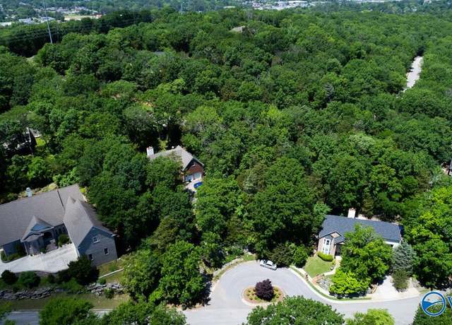 Property at 10132 Skylark Dr, Huntsville, AL 35803