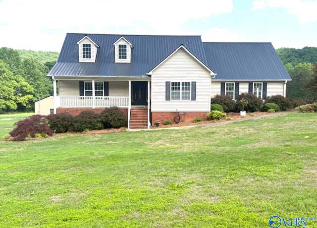 Property at 2430 Lawson Gap Rd, Boaz, AL 35956, 3 beds, 2.5 baths
