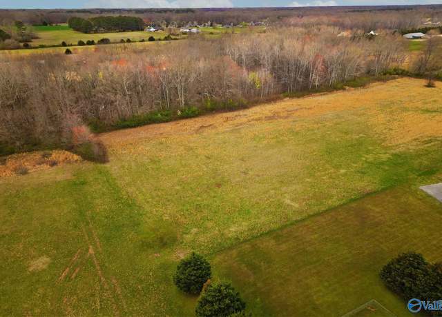 Property at 3.3 Sunkist Dr, Hazel Green, AL 35750