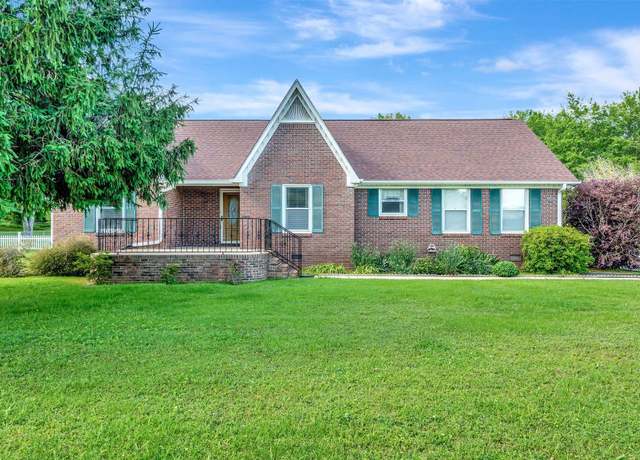 Property at 565 Joe Quick Rd, Hazel Green, AL 35750, 4 beds, 2 baths