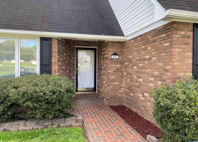 Property at 401 Springview St SW, Decatur, AL 35601, 3 beds, 2 baths
