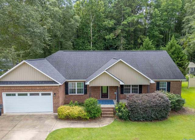 Property at 2310 Island Way, Southside, AL 35907, 3 beds, 2 baths