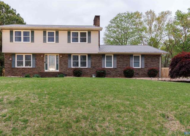 Property at 1903 Garner St, Scottsboro, AL 35769, 4 beds, 2.5 baths