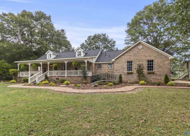 Property at 45 Oak Dr, Boaz, AL 35956, 5 beds, 3 baths