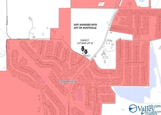 Property at 1889 Little Cove Rd, Owens Cross Roads, AL 35763