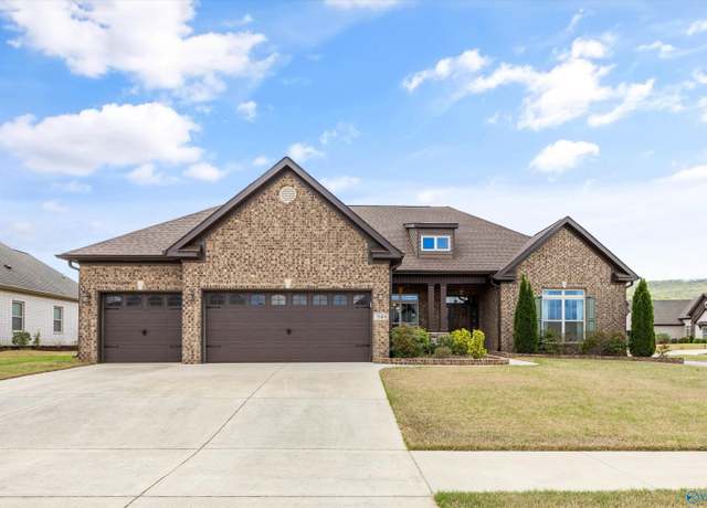 Property at 7604 Stillhaven Ct, Owens Cross Roads, AL 35763, 4 beds, 3.5 baths