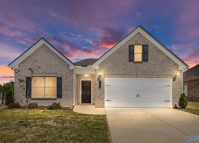 Property at 27045 Rabbit Run, Athens, AL 35613, 3 beds, 2 baths