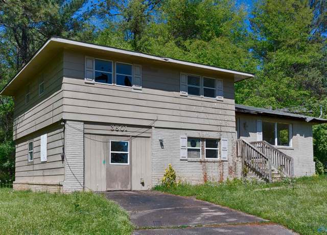 Property at 3801 Valleydale Rd NW, Huntsville, AL 35810, 4 beds, 2 baths