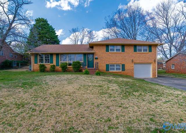 Property at 2111 NE Seyforth Dr NE, Huntsville, AL 35811, 4 beds, 3 baths