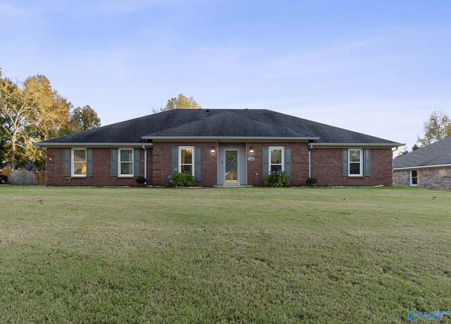 Property at 128 Capote Dr, Harvest, AL 35749, 4 beds, 3 baths