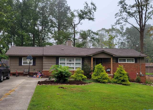 Property at 4728 SE Panorama Dr, Huntsville, AL 35801, 3 beds, 2 baths