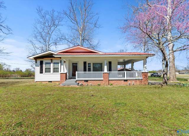 Property at 144 Niles Rd, Boaz, AL 35957, 3 beds, 2 baths