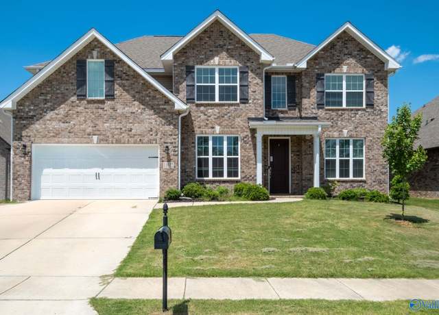 Property at 11012 Oakway Cir NW, Madison, AL 35757, 5 beds, 4 baths