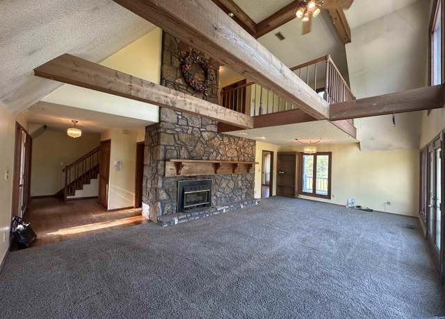 Property at 475 Brooks Rd, Union Grove, AL 35175, 3 beds, 2.5 baths