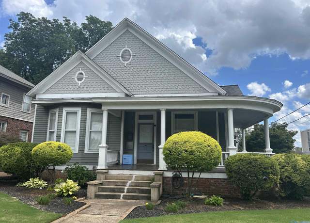 Property at 506 Ferry St NE, Decatur, AL 35601, 2 beds, 2 baths