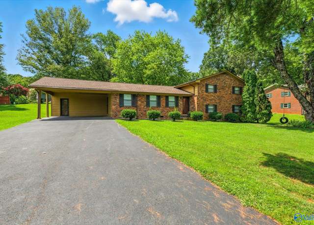 Property at 171 County Road 332, Athens, TN 37303, 5 beds, 2 baths