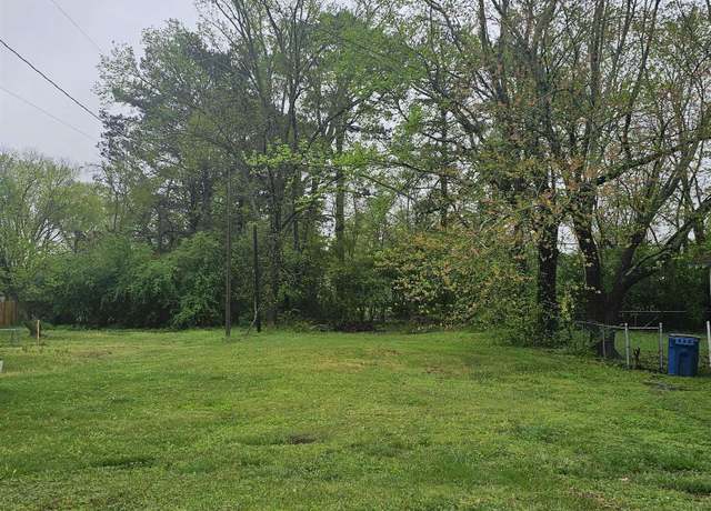 Property at 613 Sparks Ave, Boaz, AL 35957
