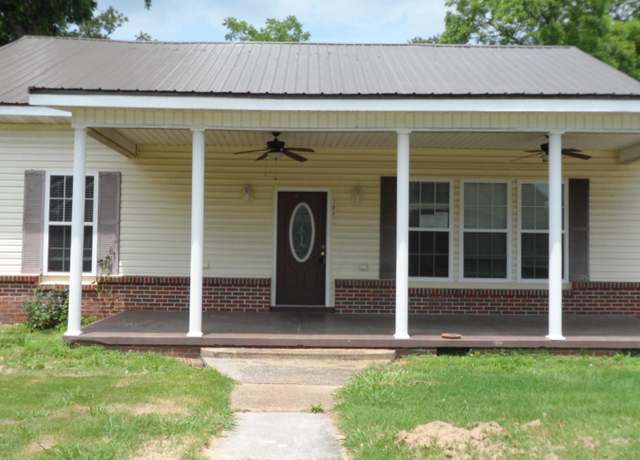 Property at 304 Hughes Ave, Attalla, AL 35954, 4 beds, 2 baths