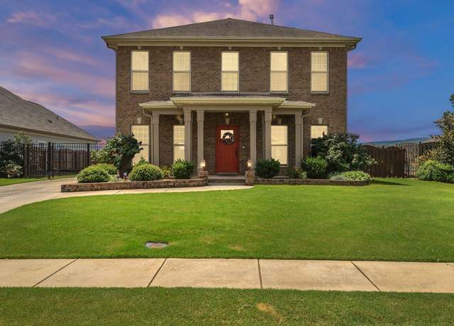 Property at 4412 Lake Willow Blvd SE, Owens Cross Roads, AL 35763, 4 beds, 2.5 baths