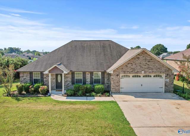 Property at 24036 Kadence Ln, Athens, AL 35613, 3 beds, 2 baths