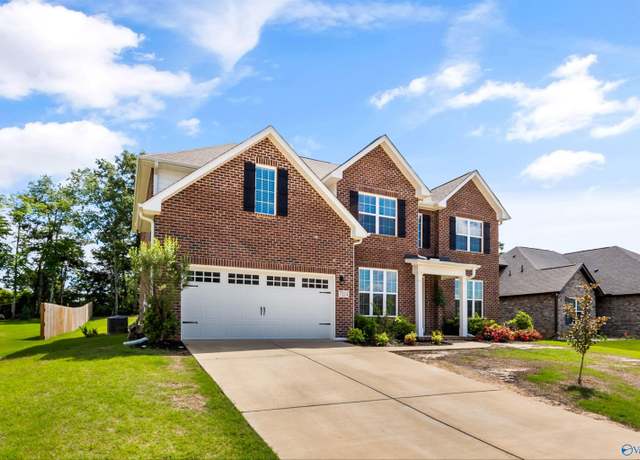 Property at 7114 Hickory Cove Way, Gurley, AL 35748, 5 beds, 4 baths