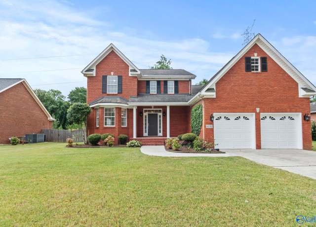 Property at 14030 Camden Cir, Huntsville, AL 35803, 4 beds, 3.5 baths