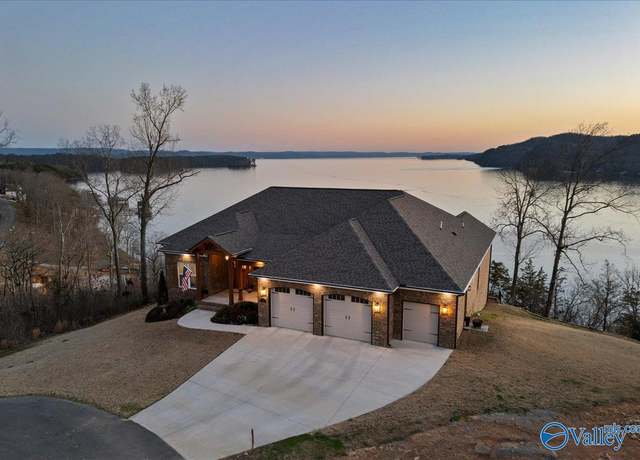 Property at 155 Ryan Dr, Guntersville, AL 35976, 3 beds, 3.5 baths