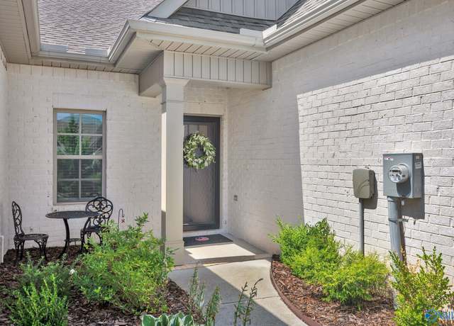 Property at 108 Harvester Dr, Madison, AL 35757, 3 beds, 2 baths
